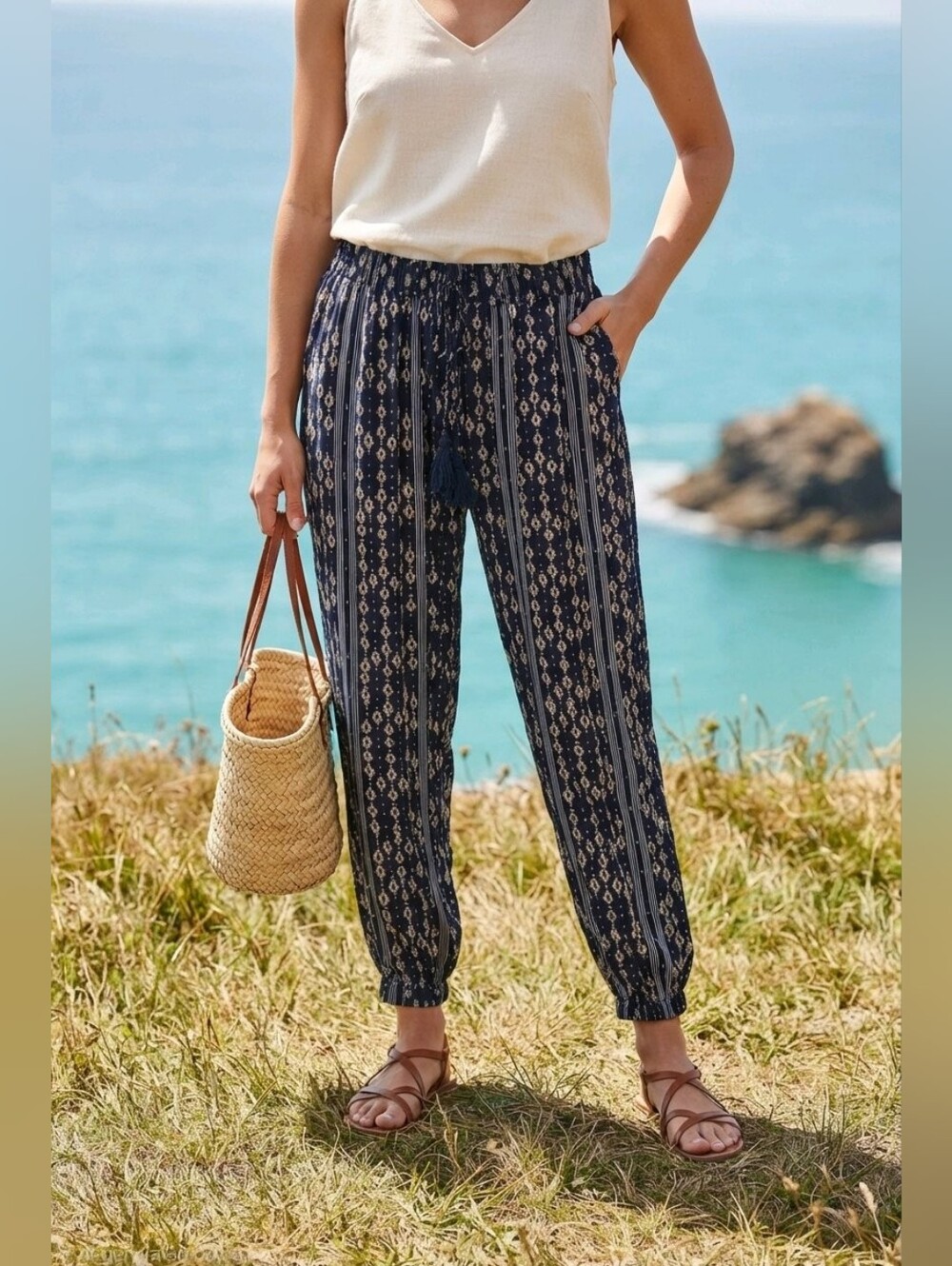 On You Navy Boho Print Jogger Pants Size Large NWT